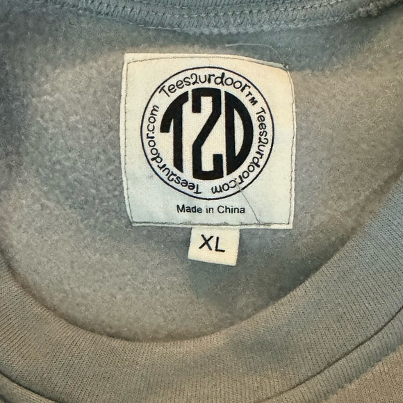 NWOT Merry & Bright Sweatshirt Size XL - Picture 5 of 7